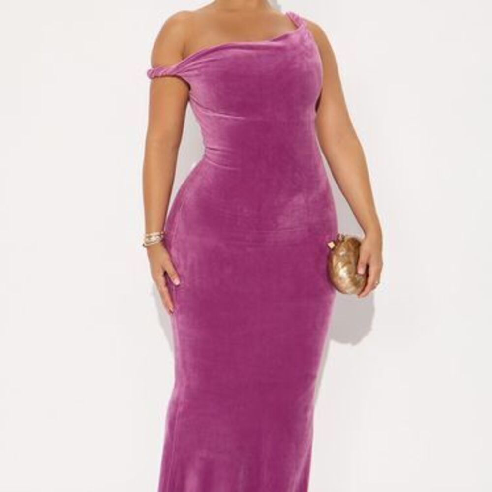 Season Of Slay Velour Gown - Mauve - M